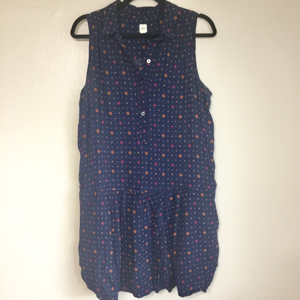 GAP | Sleeveless Collared Dress with Pockets!